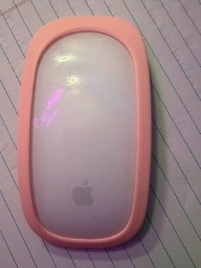 Apple Magic Mouse 2 Wireless Bluetooth Mouse A1657 + Pink Silicone Protective